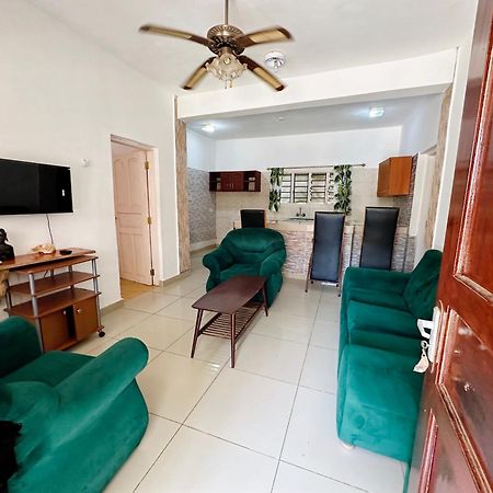Diani Home Stays 迪亚尼海滩 外观 照片