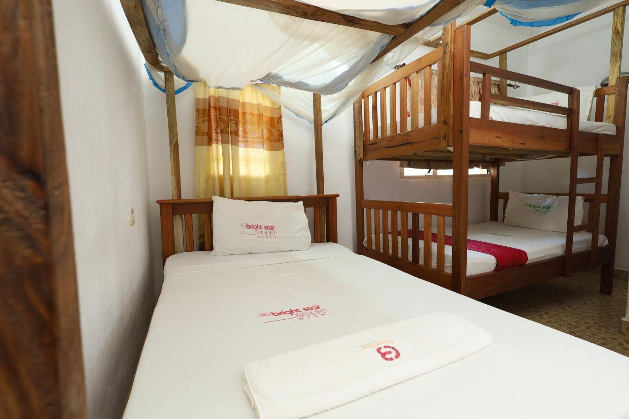 Diani Home Stays 迪亚尼海滩 外观 照片