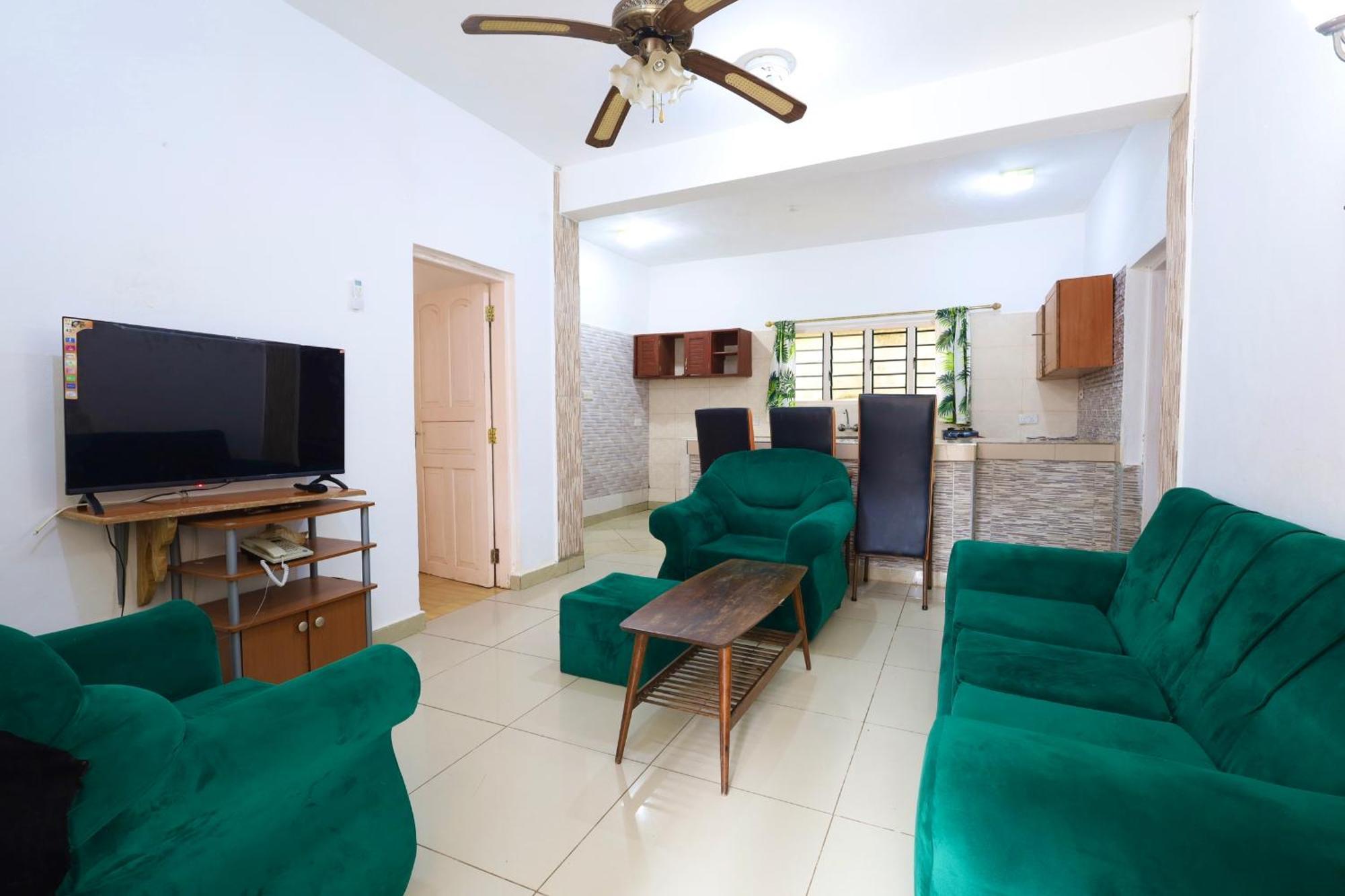 Diani Home Stays 迪亚尼海滩 外观 照片